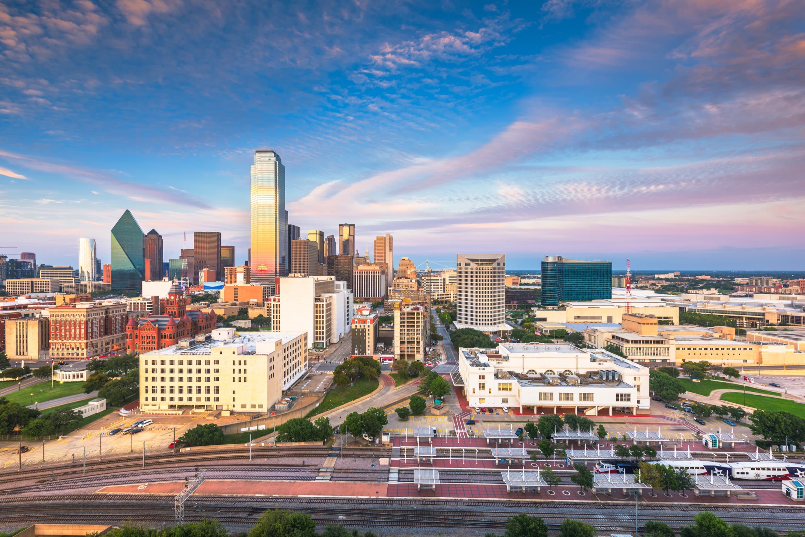 Dallas skyline at dusk
