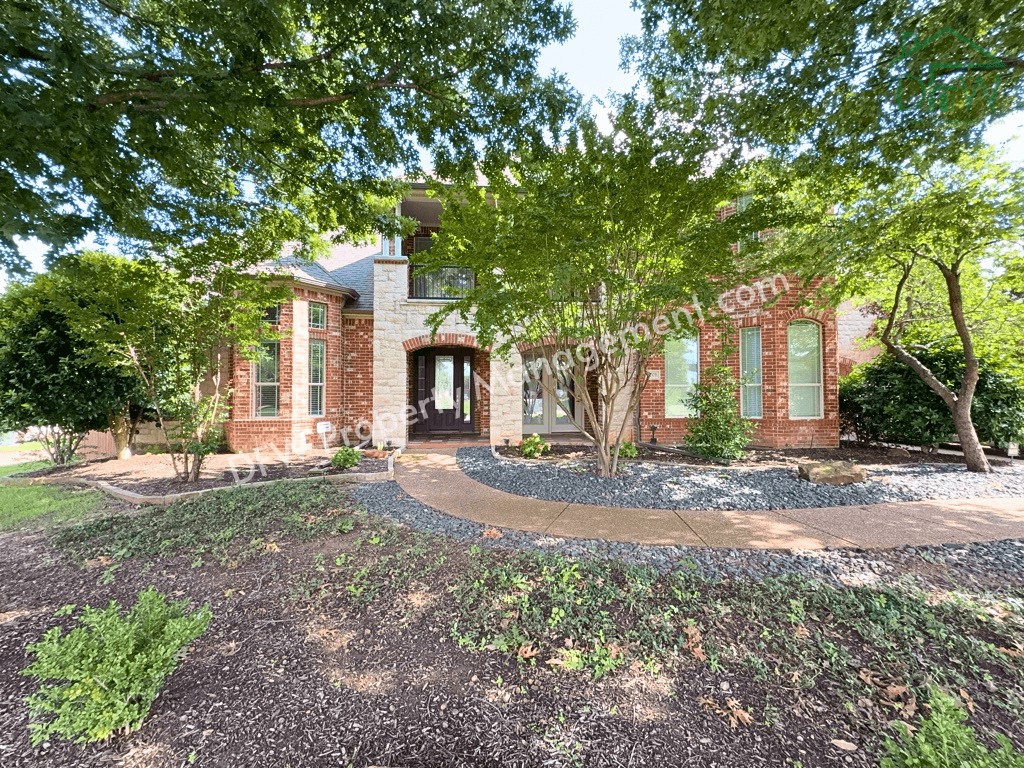 1205 Golden Gate Dr, Southlake