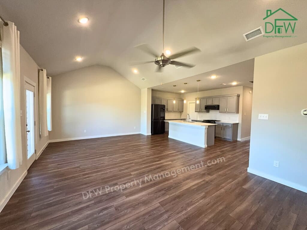 10740 Juniper Canyon Way, Fort Worth